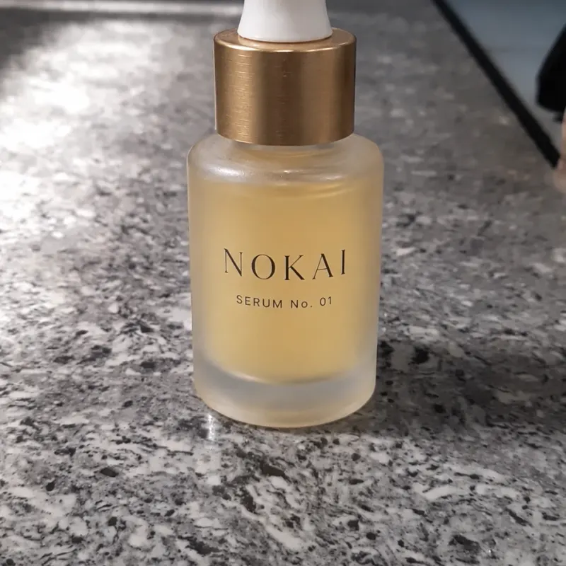 Face serum: original phone photo
