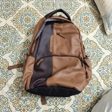 Original casual product photo